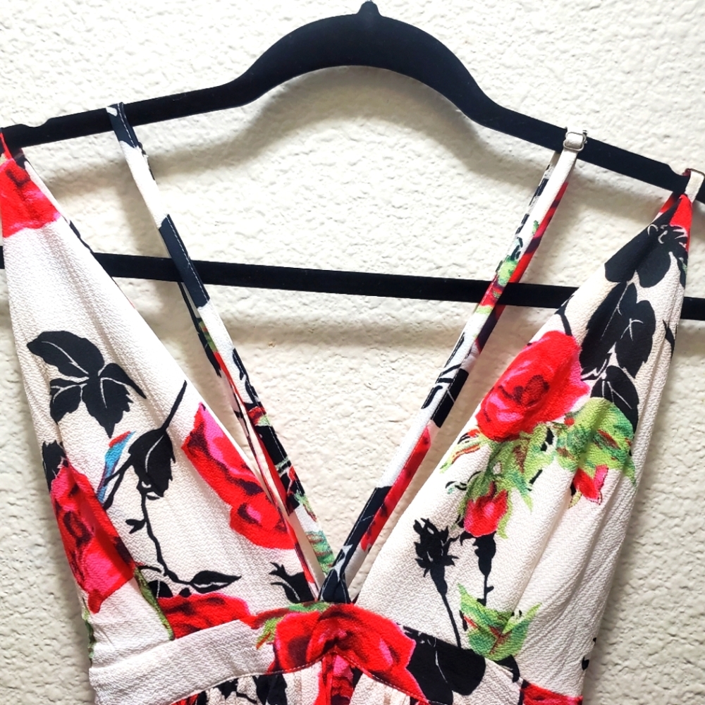 White V-Neck White Summer Dress w/Rose Prints